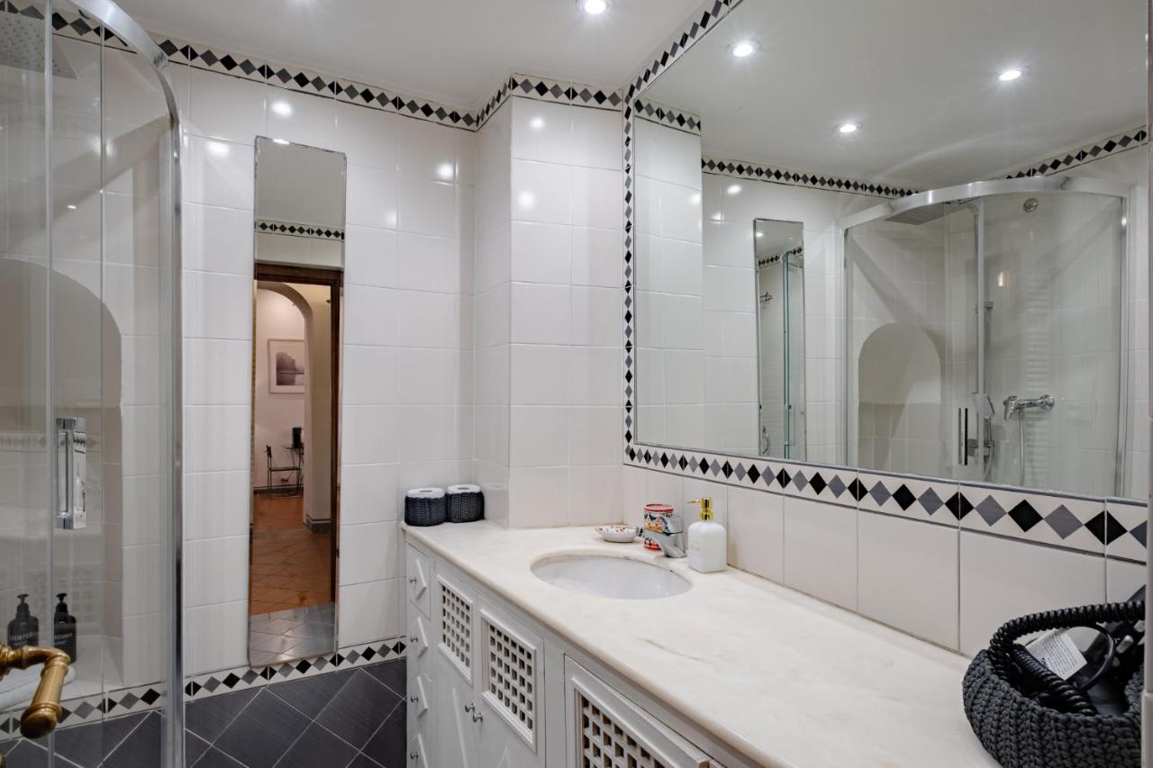 Roman Forum Apartment - The Heart Of Рим Экстерьер фото